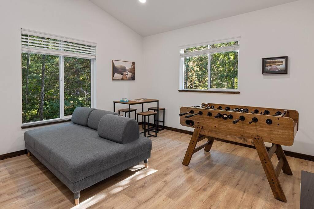 Luxe Mt. Rainier Lodge W/ Hot Tub-Ac-Game Room 애쉬포드 외부 사진
