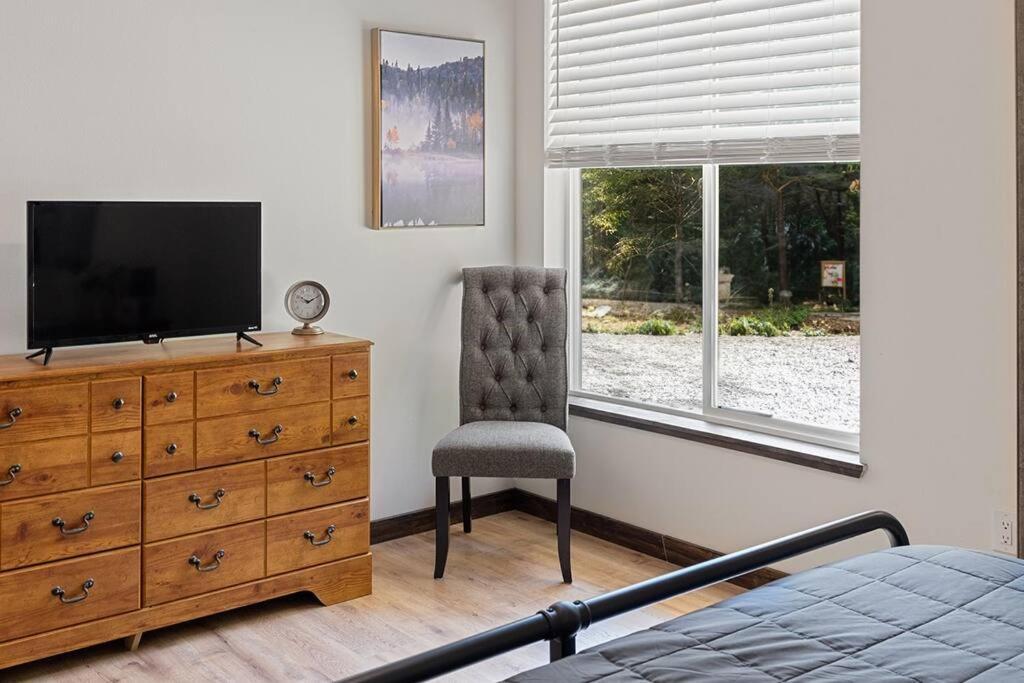 Luxe Mt. Rainier Lodge W/ Hot Tub-Ac-Game Room 애쉬포드 외부 사진